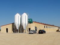 Nave de Cebadero. Ingeniería Ganadera